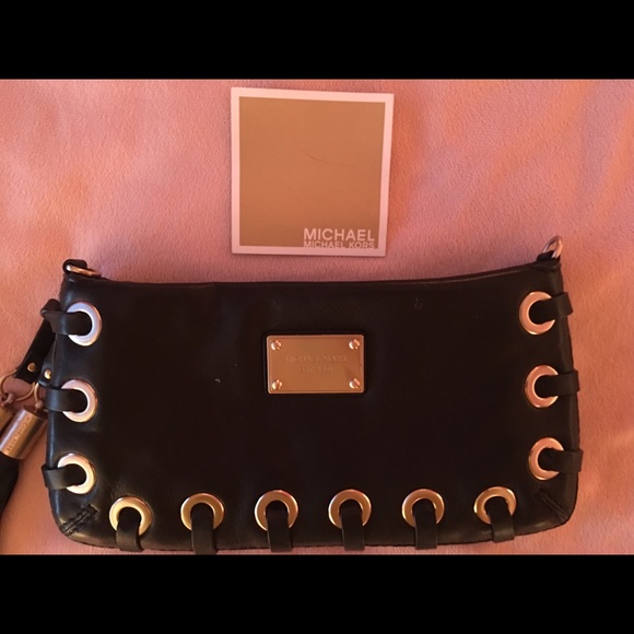MICHAEL KORS BLACK LEATHER CLUTCH/ HANDBAG - Picture 7 of 8